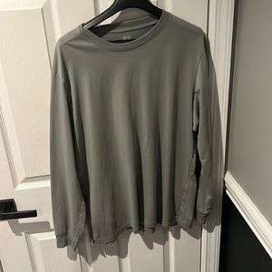 Uniqlo Long Sleeve Tee Shirt